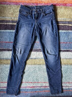 Levi's Skinny Demi Curve Jeans with Subtle Fade
